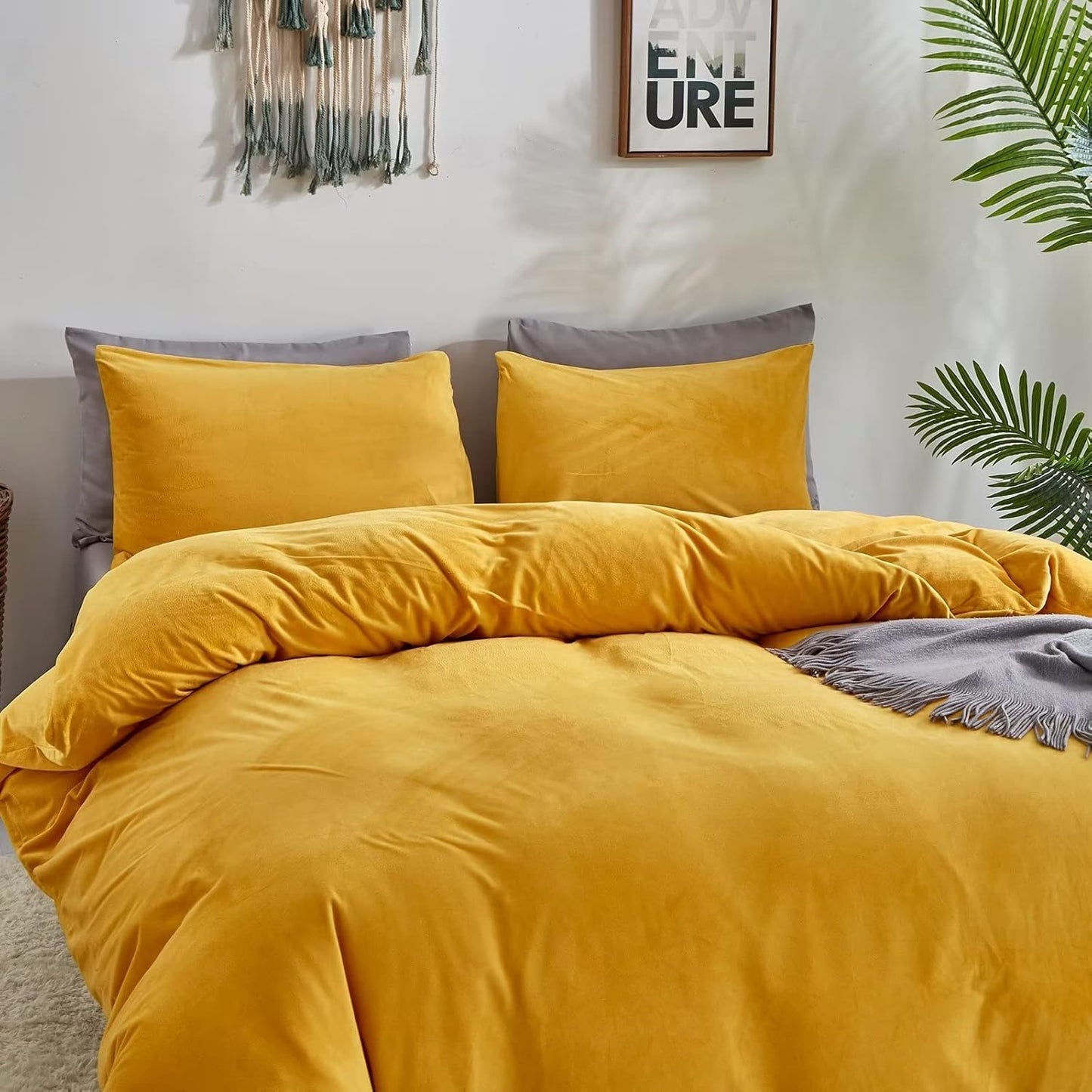 Mustard Yellow Comforter Set Queen Velvet Fluffy Queen Comforter Bedding Set Dark Yellow Bedding Queen Size Sherpa Comforter Winter Warm Flannel Plush Bed Quilt Queen