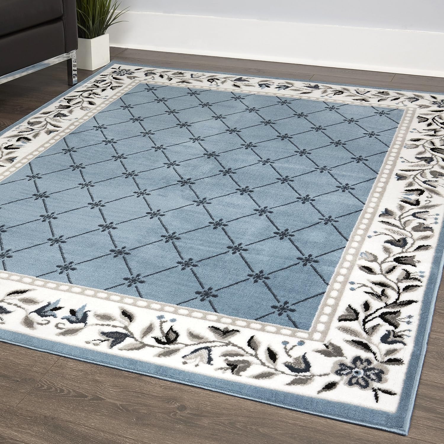 Premium Aydin Traditional Diamond Floral Area Rug, Blue/Ivory, 5'2"X7'4"