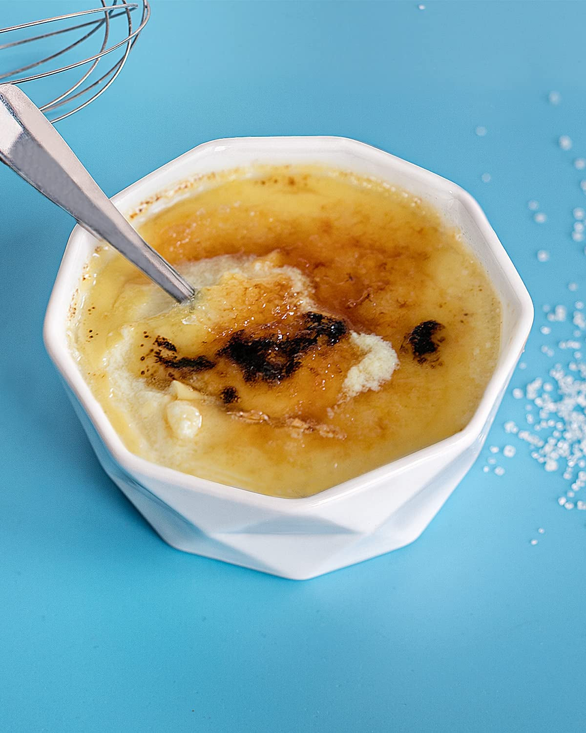 Ramekins 8 Oz, Creme Brulee Ramekins, Porcelain Ramekins Oven Safe, Geometric Style Ramekins for Baking Souffle, Ice Cream, Snack, Charcuterie Bowls, Set of 6, White