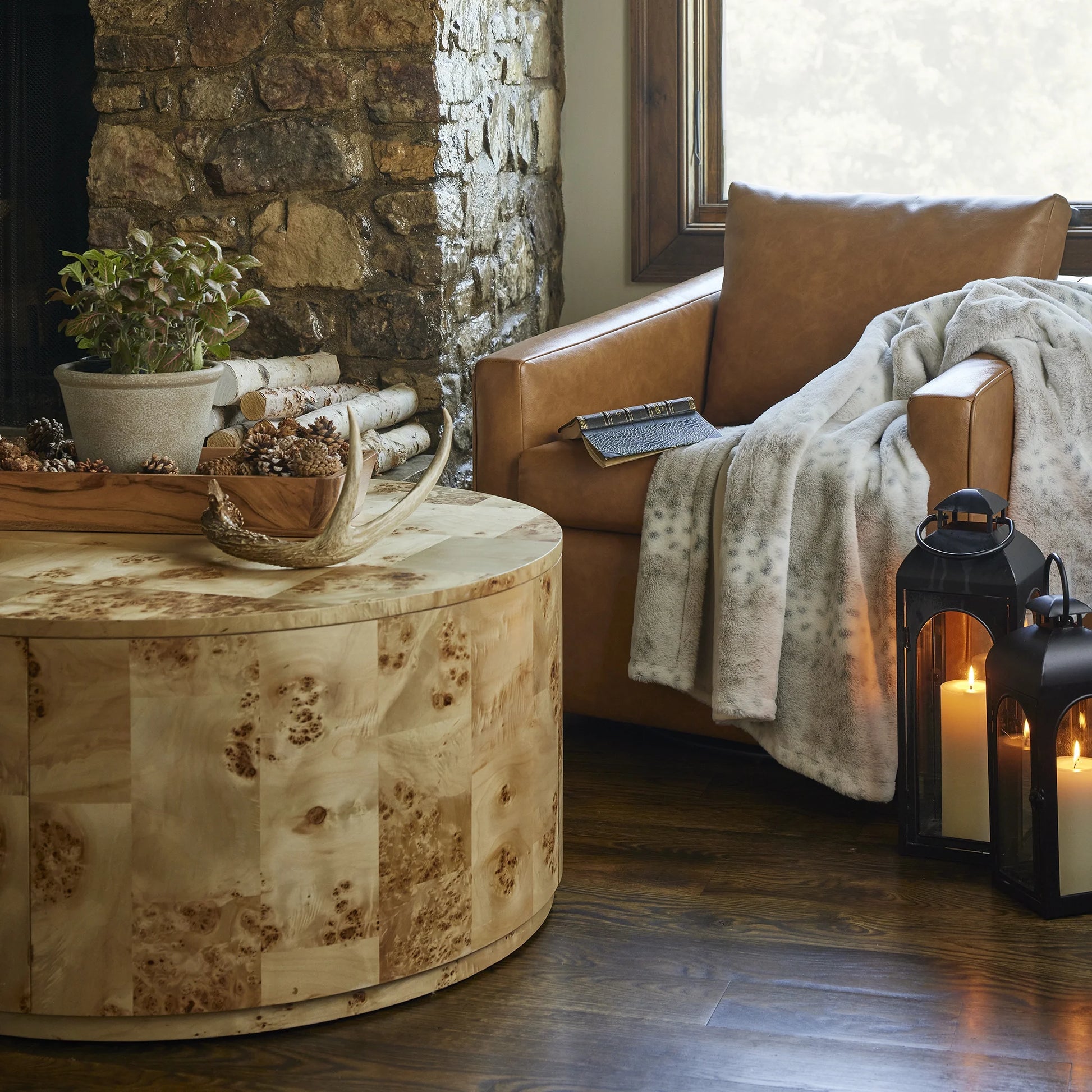 Burlwood round Coffee Table, Light Burl Wood Veneer