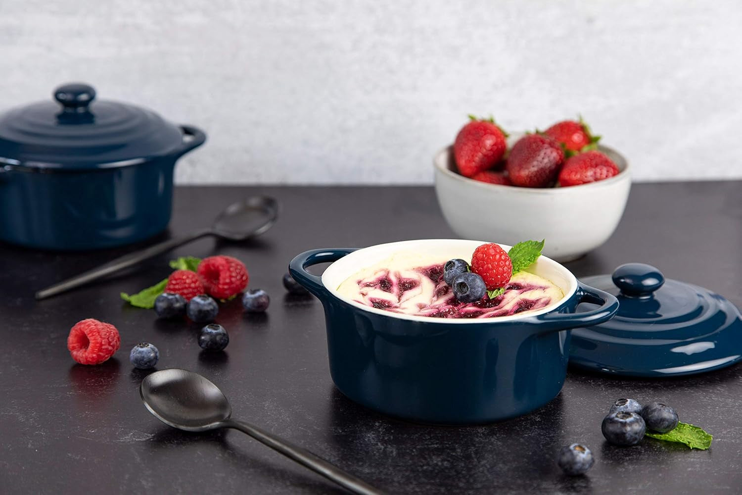 Ceramic Mini Cocotte Set, Small Casserole Dishes with Lids and Handles, Individual Baking Ramekins, Oven, Microwave & Dishwasher Safe, Stoneware, 12 Oz, Set of 4, Navy