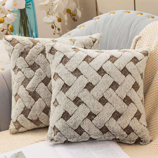 Pack of 2 Couch Pillows Covers,Faux Fur Throw Pillow Covers Cushion Covers Luxury Soft Decorative Pillowcase Fuzzy Pillowcovers for Bed/Couch,20X20 Inch Brown