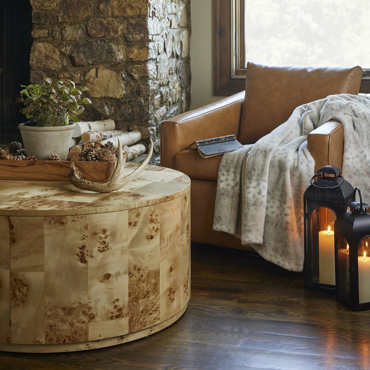 Burlwood round Coffee Table, Light Burl Wood Veneer