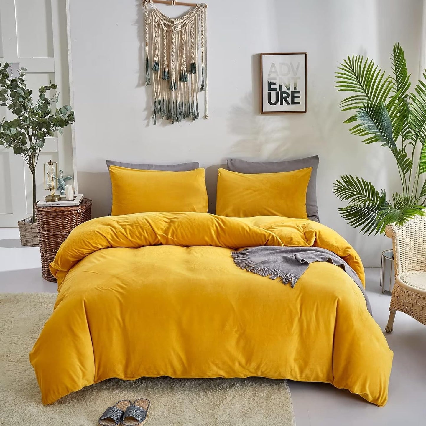 Mustard Yellow Comforter Set Queen Velvet Fluffy Queen Comforter Bedding Set Dark Yellow Bedding Queen Size Sherpa Comforter Winter Warm Flannel Plush Bed Quilt Queen