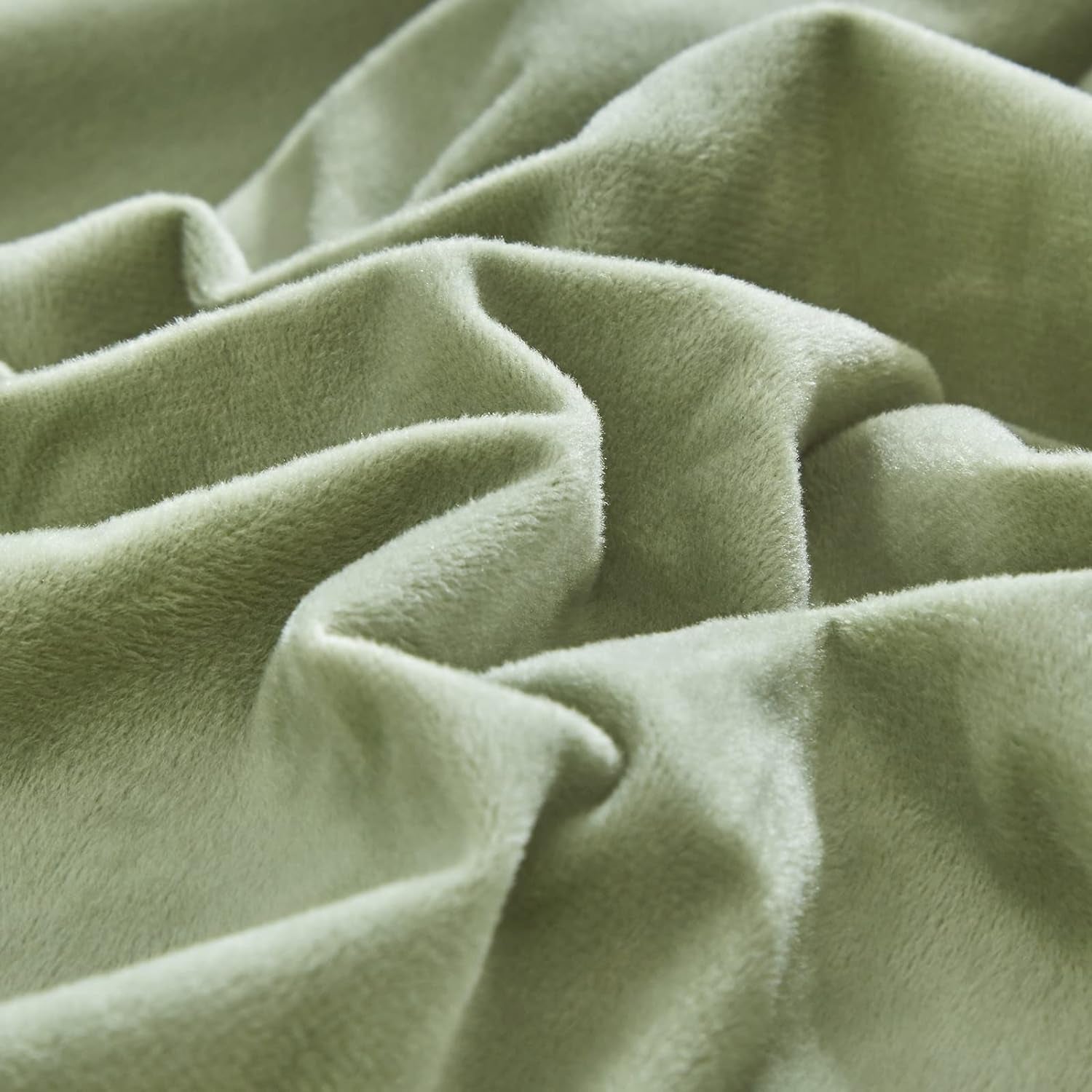 Sage Green Velvet Comforter Set Queen Fluffy Light Green Micromink Sherpa Bedding Sets Queen Warm 3 Pieces Lightweight Durable Solid Green Flannel Fuzzy Extra Comfy Soft Plush Bed Quilts Queen